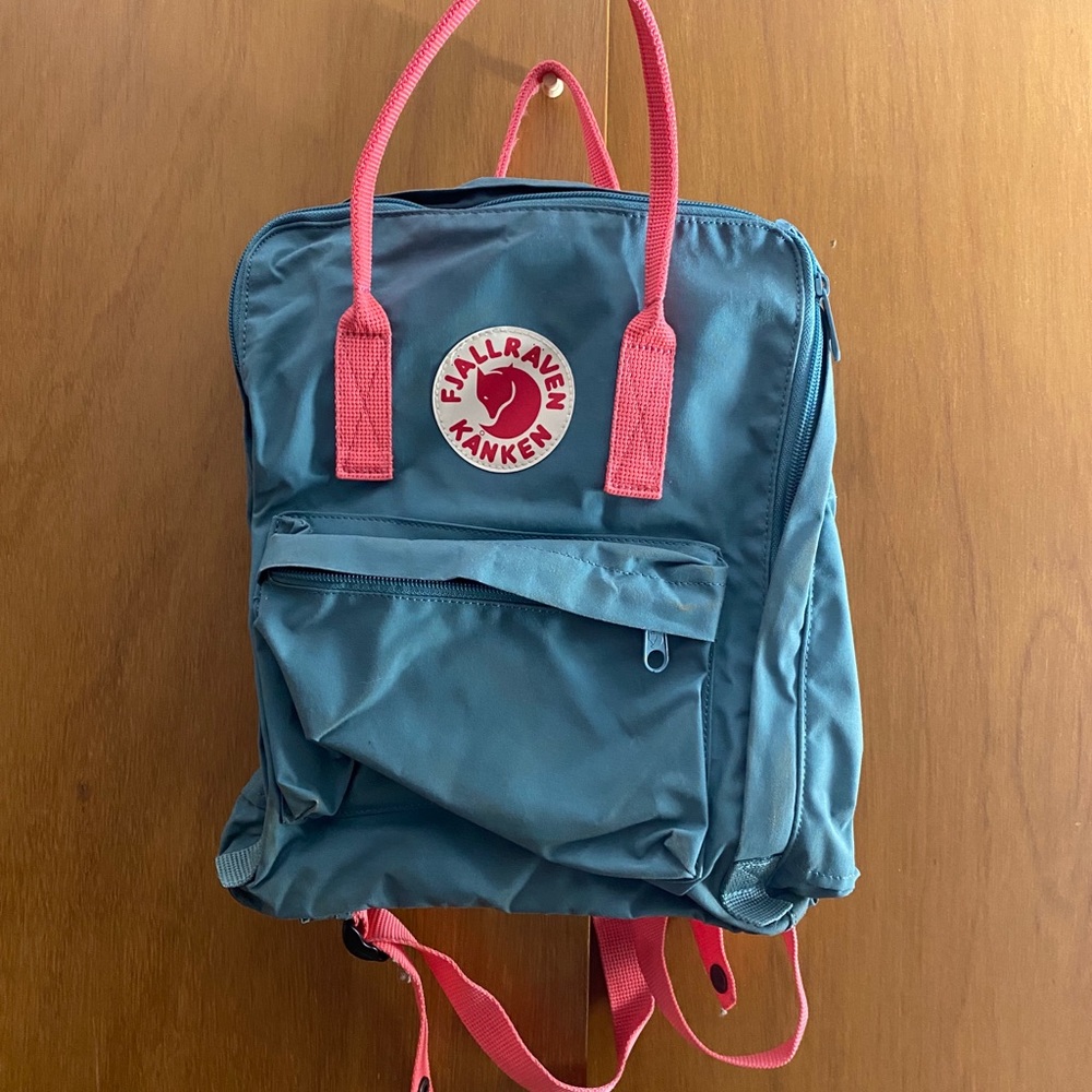 Fjalraven Kanken Backpack